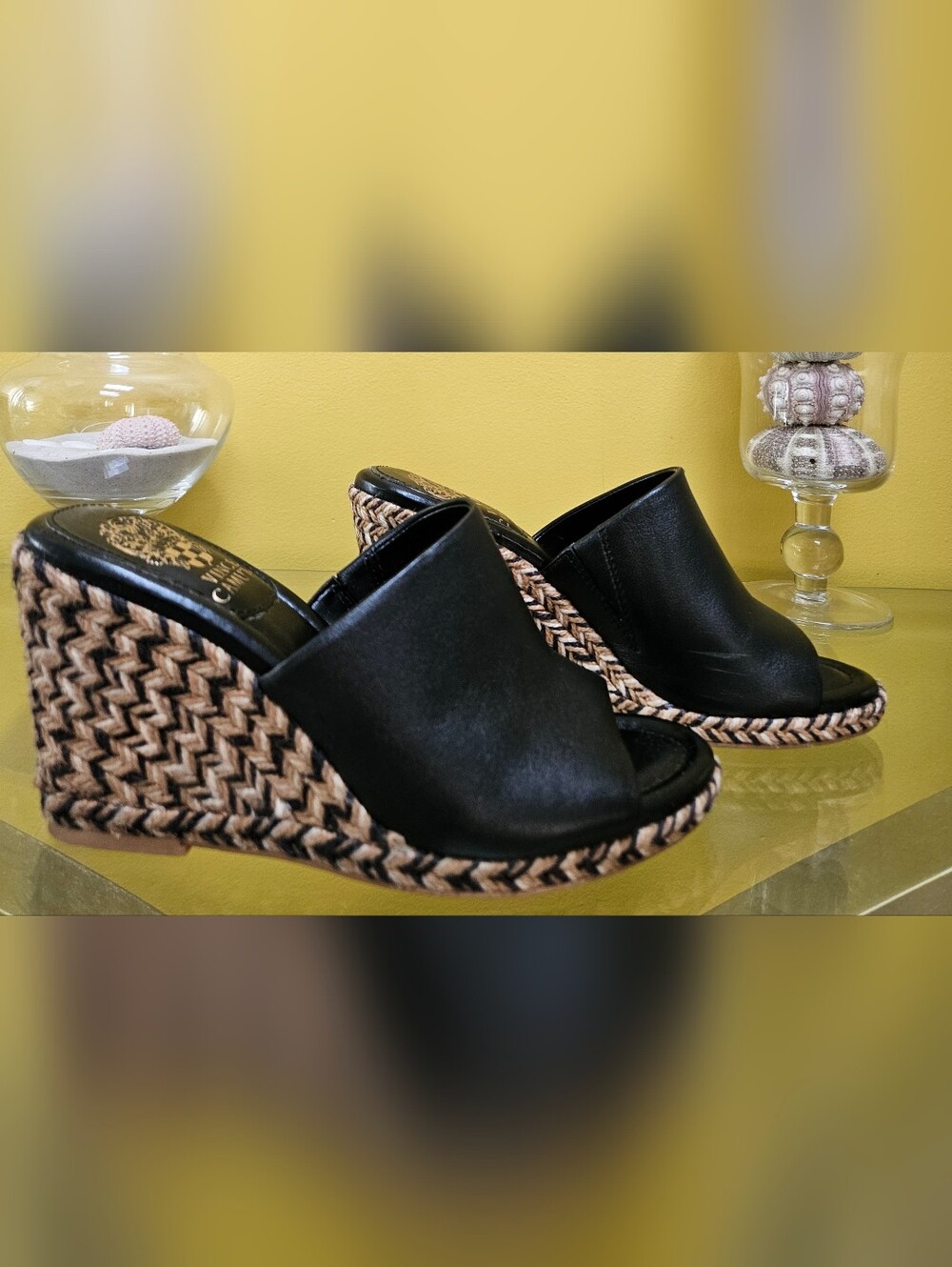 Vince Camuto Fayla Wedges, Black, Size 7, Excellent Condition! - Picture 2 of 7